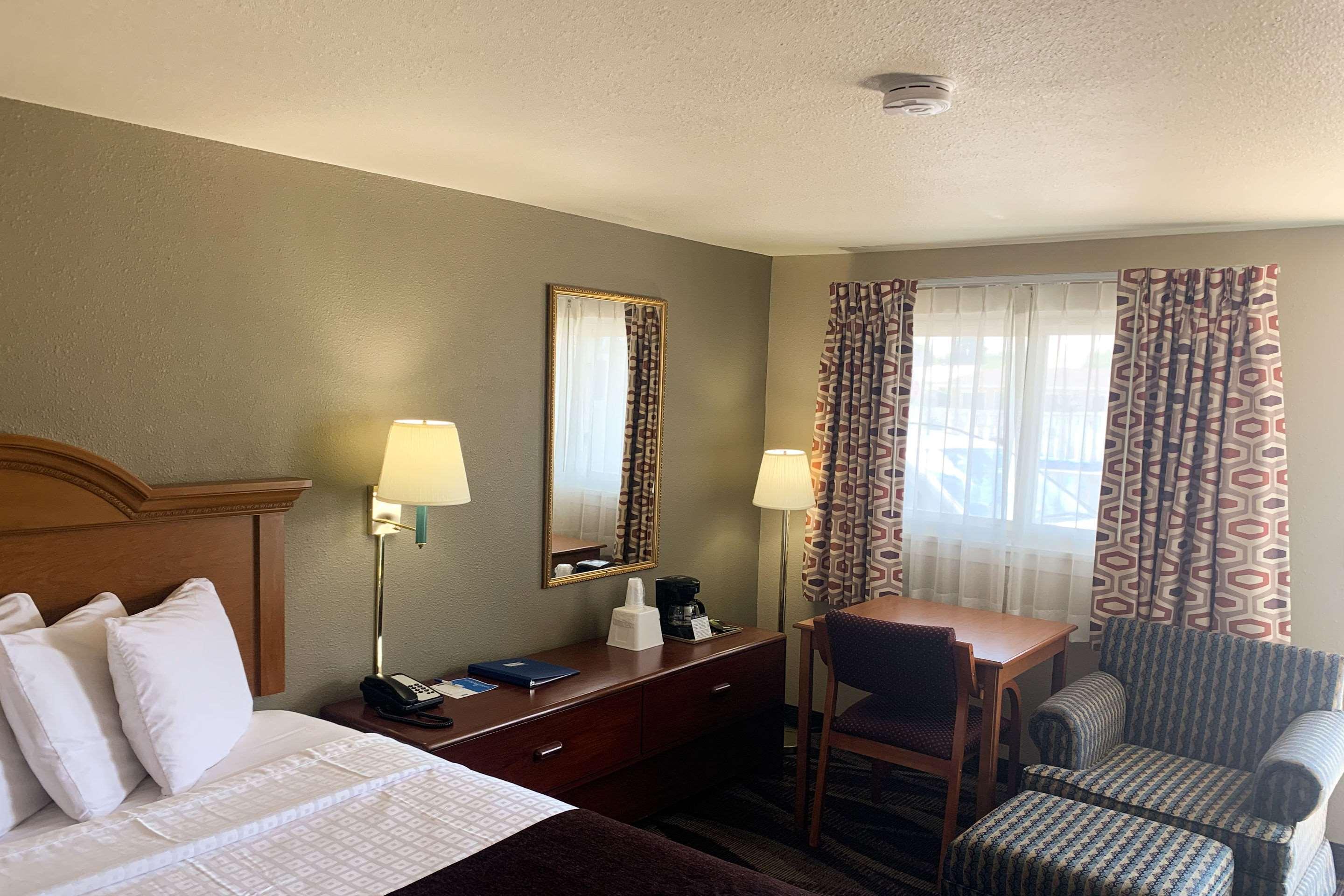 Hotel Rodeway &