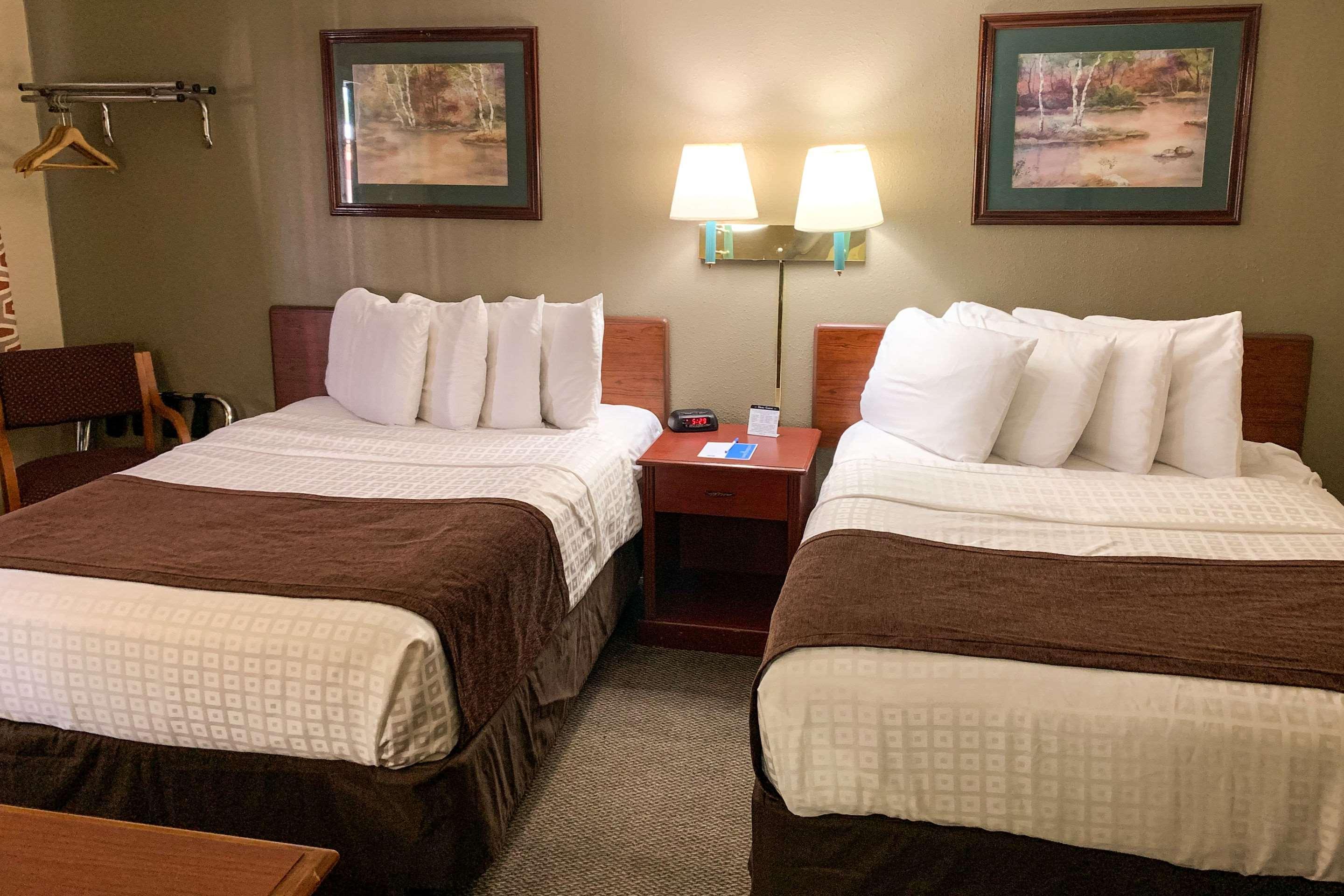 Hotel Rodeway & 2*