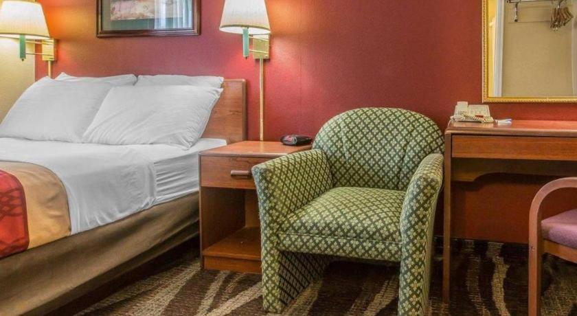 Hotel Rodeway &