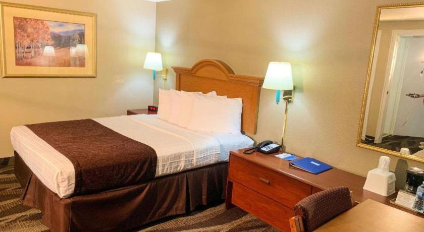 Hotel Rodeway & 2*