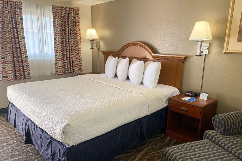 Hotel Rodeway &
