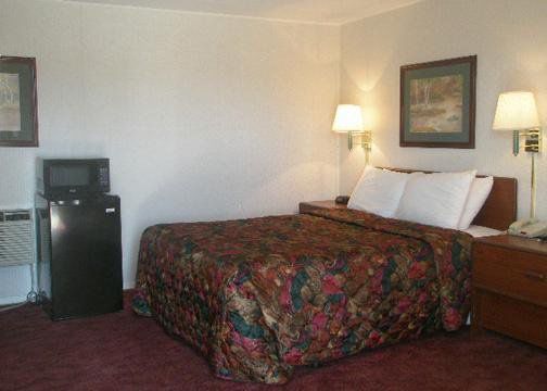 Rodeway & Hotel