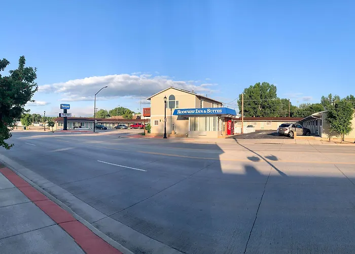 Rodeway Inn & Suites