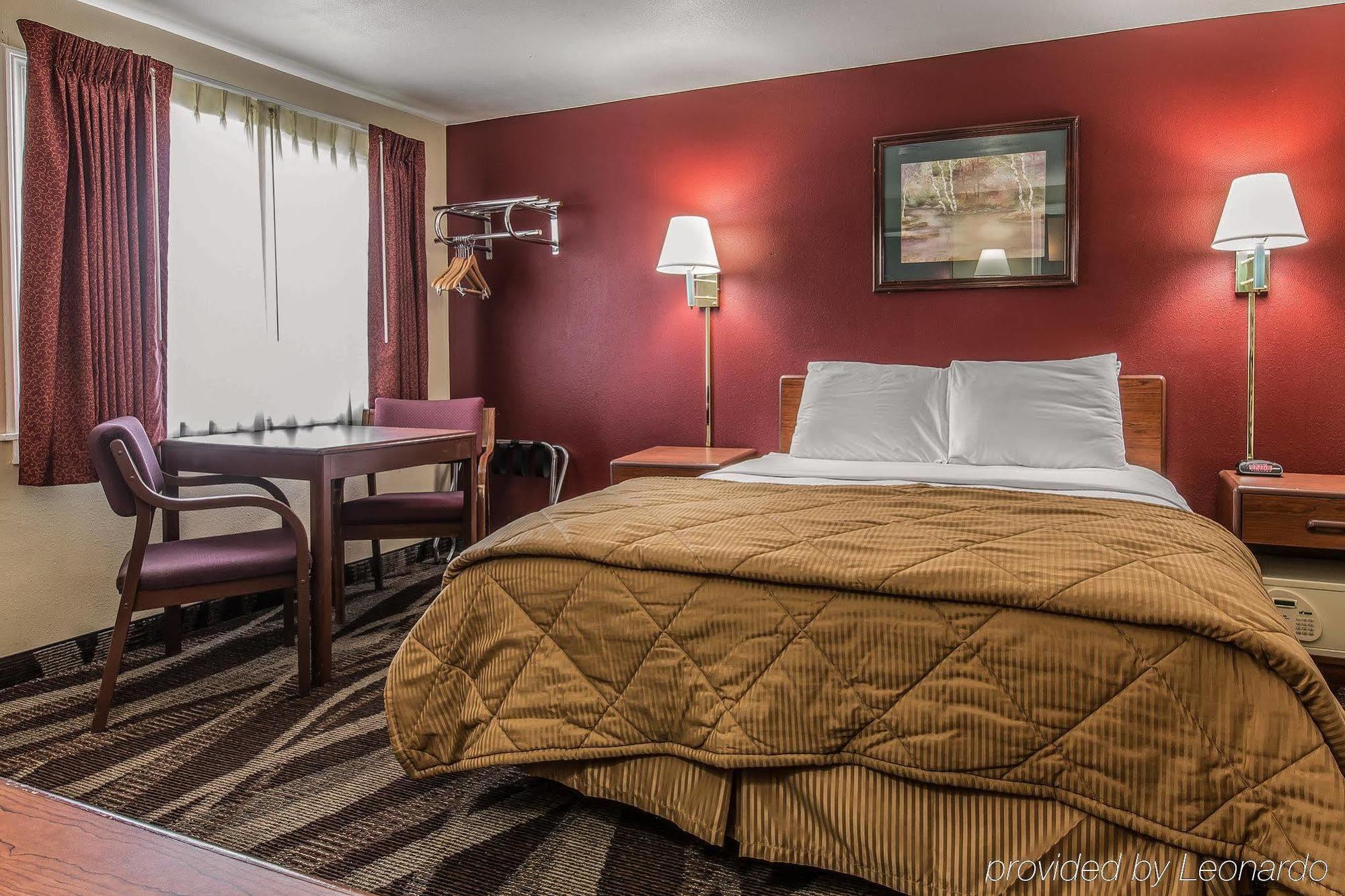 Hotel Rodeway &