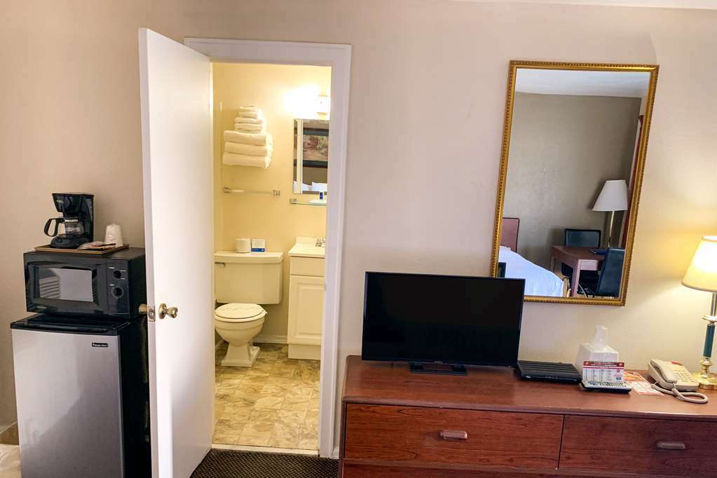 Hotel Rodeway &